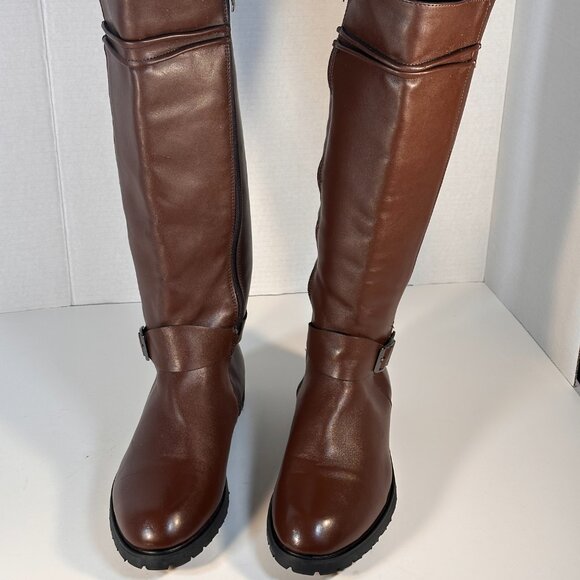 New Mens -8 or ladies -9 - Picture 2 of 16